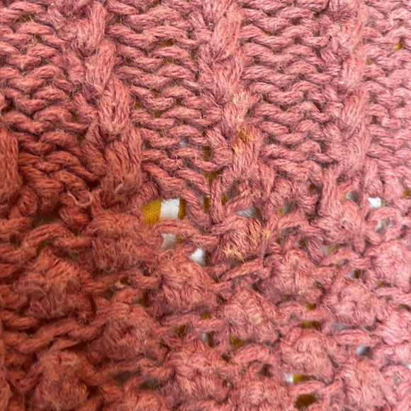 Outback sweater - Picture 2 of 10